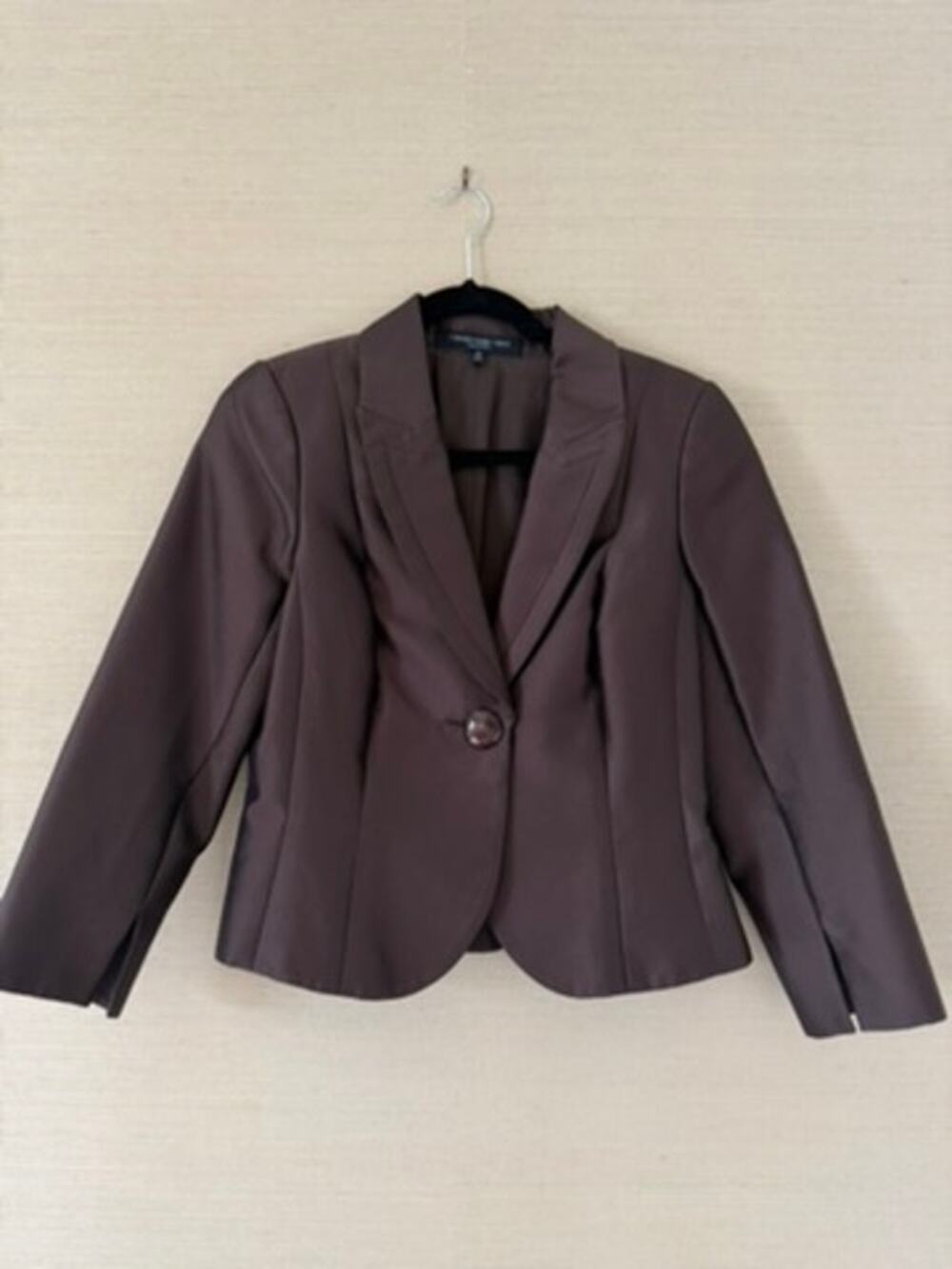 Carmen Marc Valvo Collection Silk Blazer in Chocolate Brown – Size 8